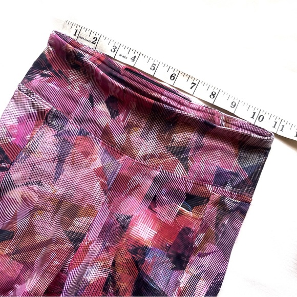 LULULEMON On Pace Short *10" - Picture 8 of 9